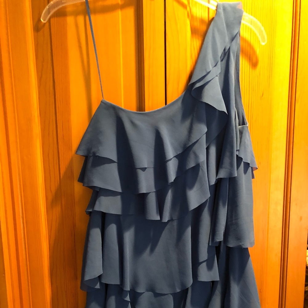 H&M One Shoulder Ruffle Dress - Picture 4 of 4